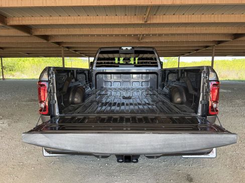 New 2026 RAM 3500 Tradesman AWD/4WD image 31