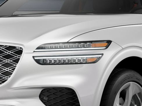 Certified 2026 Genesis GV70 2.5T Advanced AWD/4WD image 9