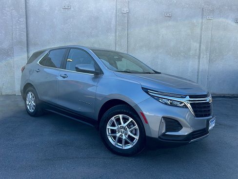Used 2023 Chevrolet Equinox LT FWD image 1