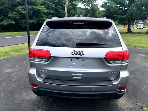 Used 2016 Jeep Grand Cherokee Laredo w/ Quick Order Package 23E image 6