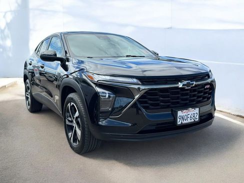 Used 2024 Chevrolet Trax RS w/ Driver Confidence Package FWD image 14