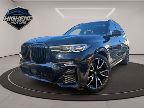 Used 2021 BMW X7 xDrive40i w/ M Sport Package AWD/4WD image 2