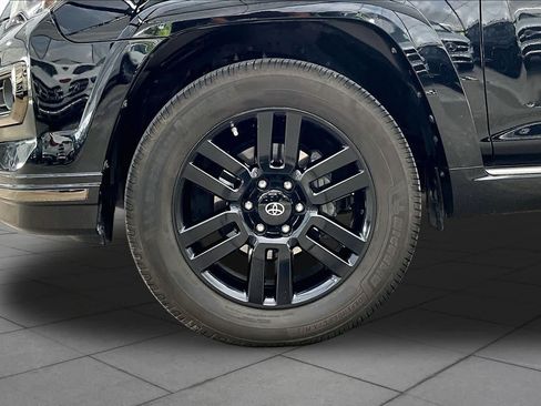 Used 2019 Toyota 4Runner Limited AWD/4WD image 11