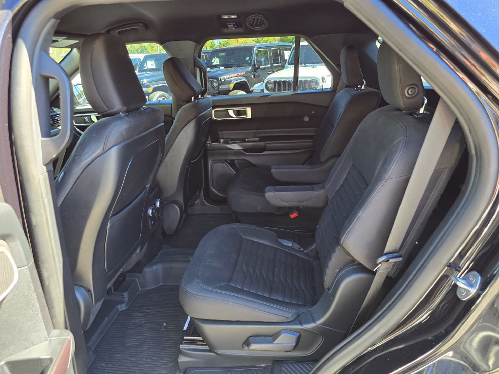 Used 2020 Ford Explorer XLT RWD image 21
