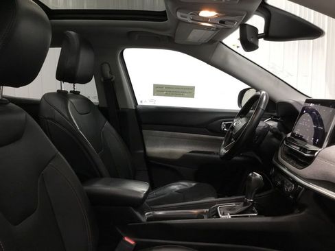 Used 2022 Jeep Compass Latitude w/ Sun and Sound Group image 24