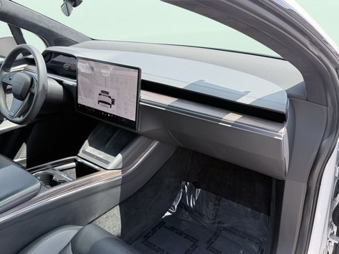 Used 2023 Tesla Model X AWD/4WD image 51