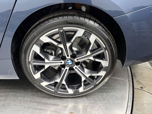 New 2026 BMW 330i xDrive Sedan w/ Convenience Package AWD/4WD image 27