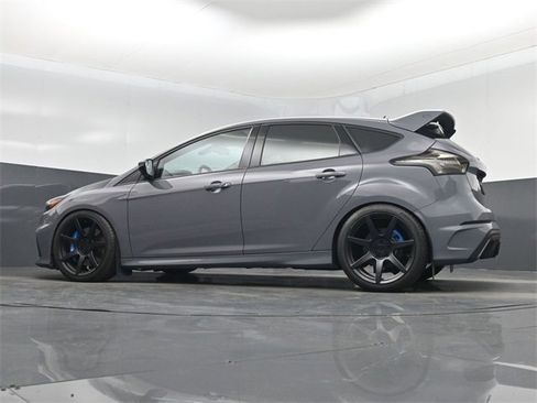 Used 2016 Ford Focus RS image 54