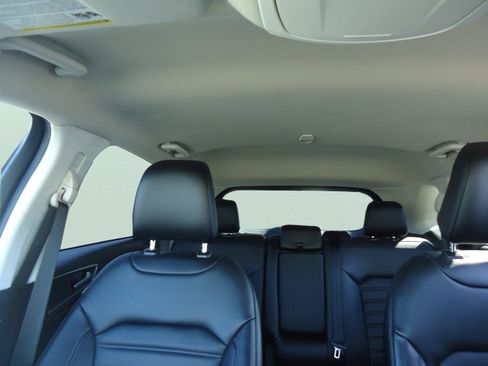 Used 2022 Ford Edge SEL w/ Convenience Package AWD/4WD image 28