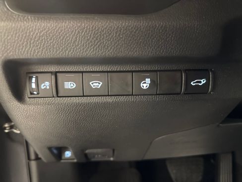 Used 2023 Toyota RAV4 XLE w/ Convenience Package AWD/4WD image 18