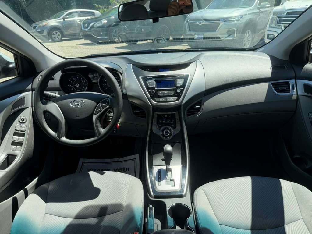Used 2013 Hyundai Elantra GLS FWD image 22