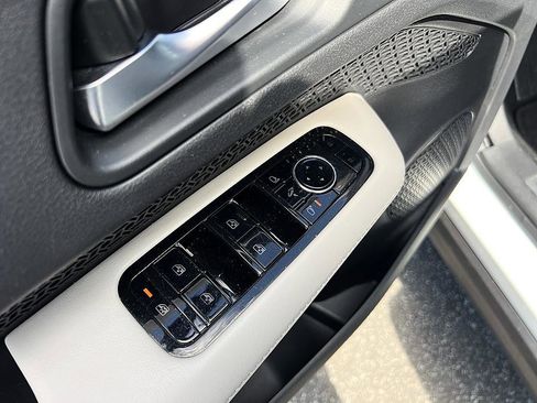 Certified 2024 Nissan Ariya AWD image 21