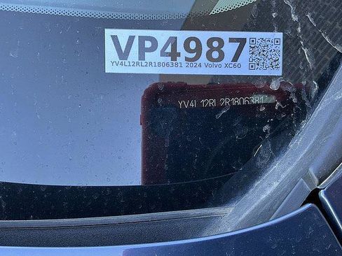 Used 2024 Volvo XC60 B5 Plus w/ Protection Package Premier AWD/4WD image 30