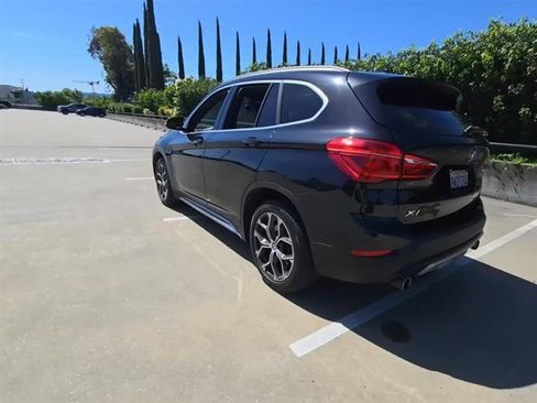 Used 2021 BMW X1 xDrive28i w/ Convenience Package AWD/4WD image 6