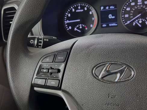 Used 2021 Hyundai Tucson SE image 19