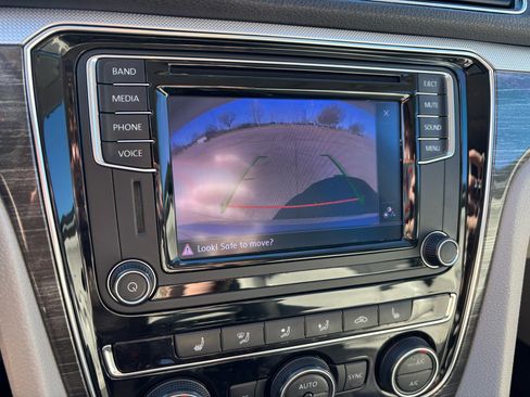 Used 2016 Volkswagen Passat 1.8T SE image 20