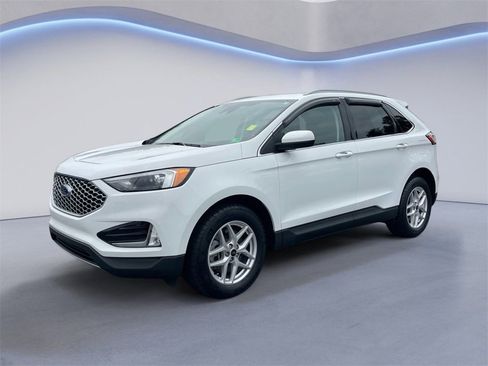 Used 2023 Ford Edge SEL image 7