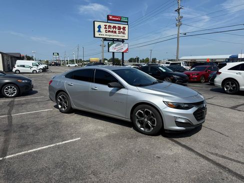 Used 2019 Chevrolet Malibu RS FWD image 5