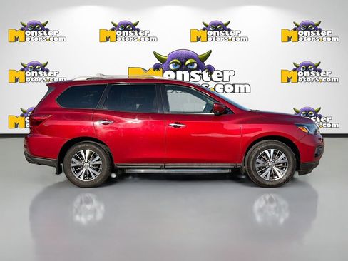 Used 2020 Nissan Pathfinder SL w/ Cargo Package image 4