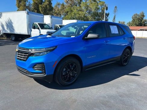 Certified 2024 Chevrolet Equinox LS w/ LS Convenience Package image 3