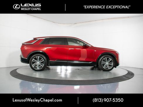 Used 2025 Cadillac Lyriq Luxury RWD image 4