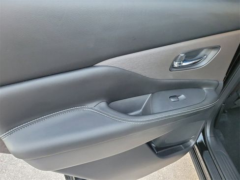 Certified 2021 Nissan Murano S image 11