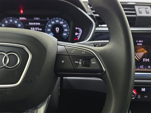 Certified 2025 Audi Q3 2.0T Premium w/ Convenience Package image 21