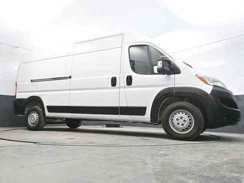Used 2024 RAM ProMaster 2500 w/ Convenience Group FWD image 30