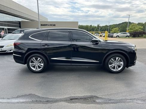 Used 2025 Acura MDX SH-AWD image 2