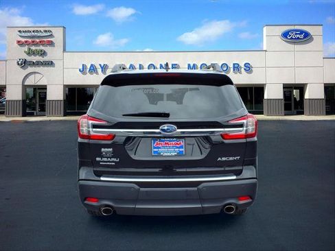 Used 2023 Subaru Ascent Premium w/ Convenience Package AWD/4WD image 3