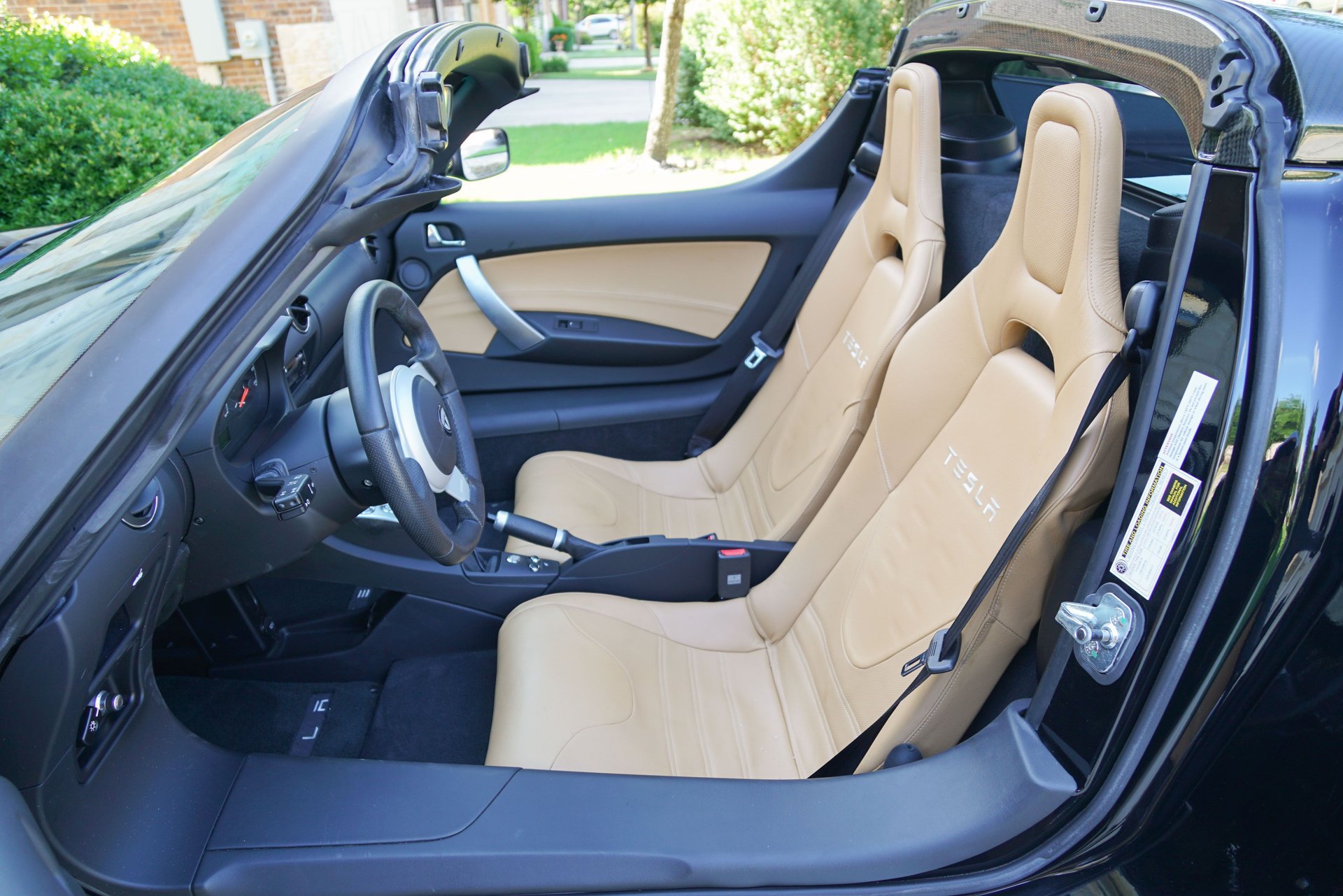 Used 2010 Tesla Roadster RWD image 17