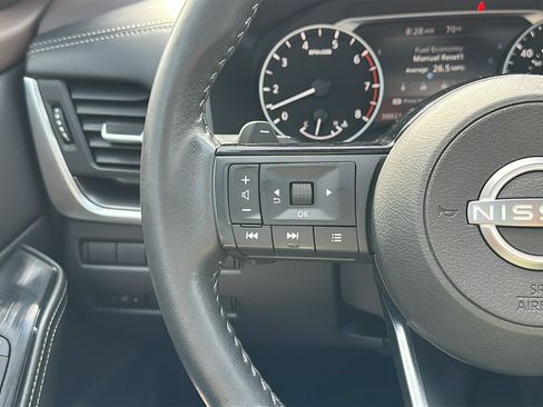 Certified 2023 Nissan Rogue SV w/ SV Premium B Package AWD/4WD image 15