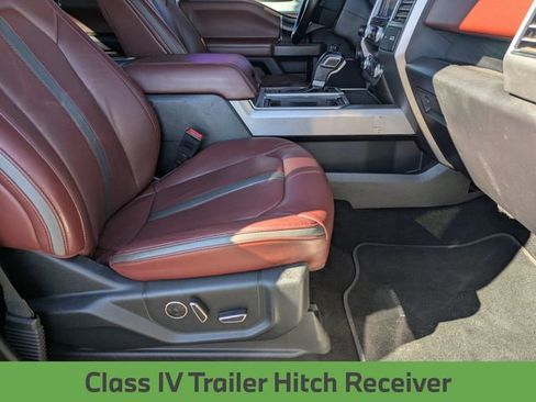 Used 2019 Ford F150 Platinum w/ Equipment Group 701A Luxury image 32