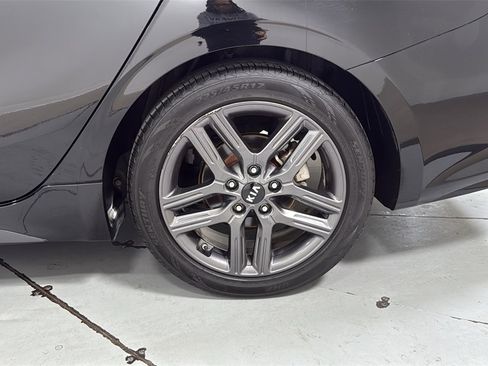 Used 2021 Kia Forte GT-Line image 23