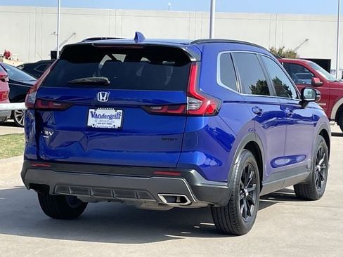 Used 2023 Honda CR-V Sport image 4