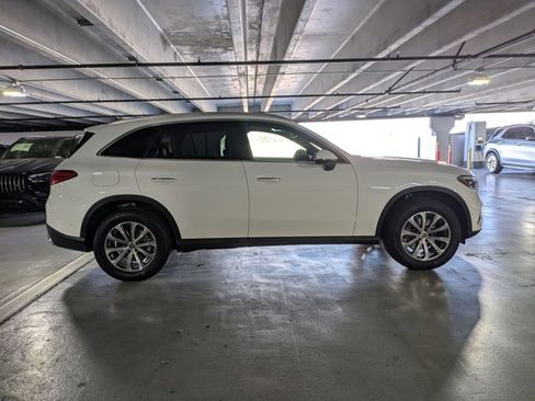 Certified 2024 Mercedes-Benz GLC 300 image 4