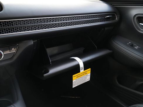 New 2026 Honda HR-V EX-L image 28