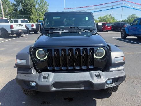Used 2022 Jeep Wrangler Unlimited Sport AWD/4WD image 3