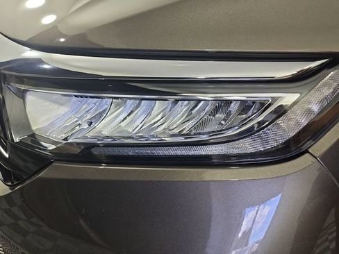Used 2023 Honda Odyssey Elite image 46