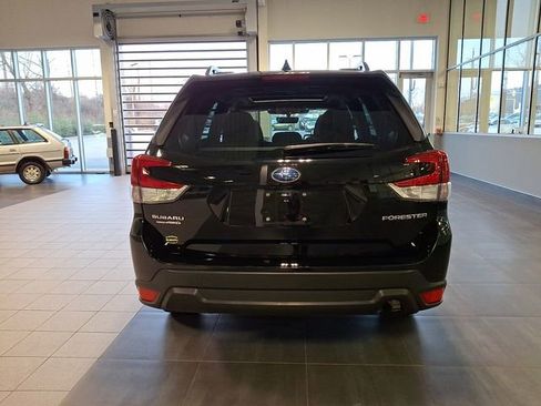 Certified 2023 Subaru Forester Premium AWD/4WD image 5
