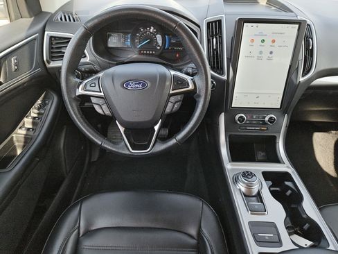 Used 2024 Ford Edge SEL AWD/4WD image 12