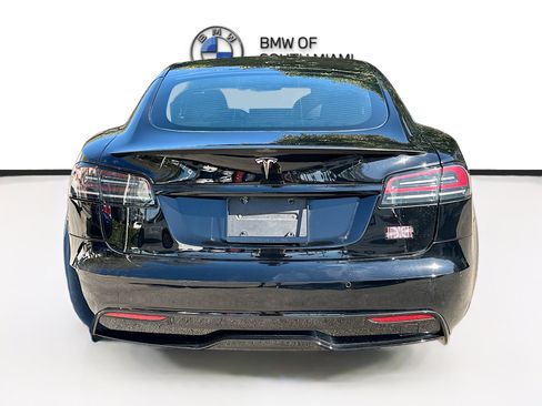 Used 2022 Tesla Model S Plaid image 6