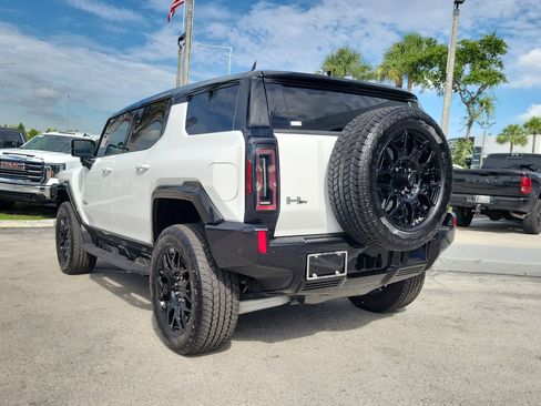 Used 2025 GMC Hummer EV 2X AWD/4WD image 7