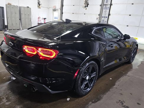 Used 2020 Chevrolet Camaro LT image 3