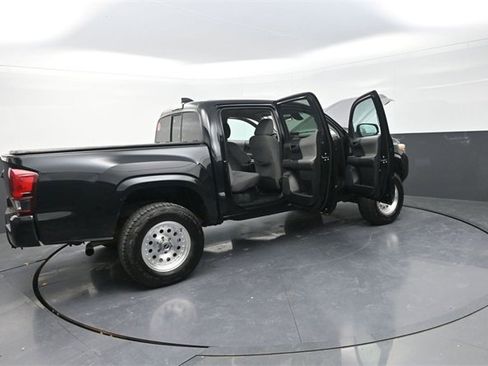 Used 2020 Toyota Tacoma 4x4 Double Cab image 31