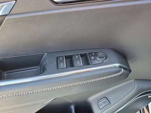 New 2026 GMC Acadia Denali FWD image 29
