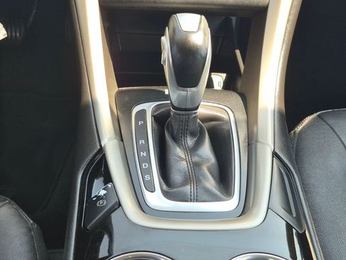 Used 2016 Ford Fusion SE w/ Equipment Group 202A FWD image 24