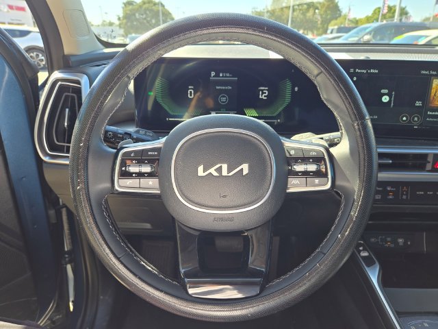 Certified 2025 Kia Sorento EX AWD/4WD image 24