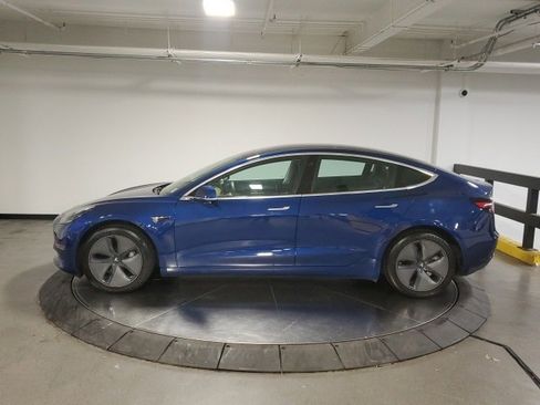 Used 2020 Tesla Model 3 Long Range image 4