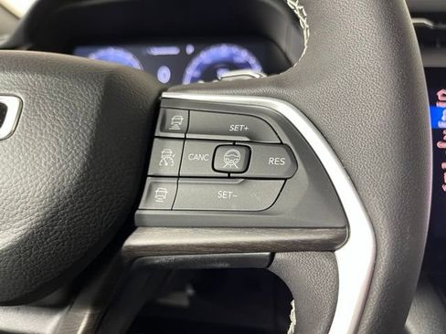 Used 2026 Jeep Grand Cherokee L Limited w/ MOPAR Finishing Package AWD/4WD image 21